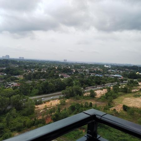 Lovely Sweet Home Johor Bahru Exterior photo